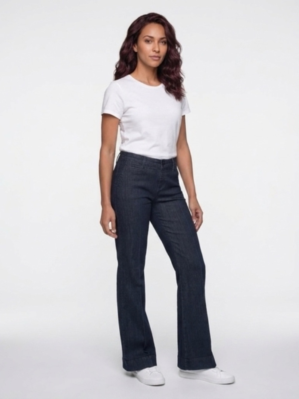 Women’s Dark Denim Wide-Leg Jeans — Tailored Flare